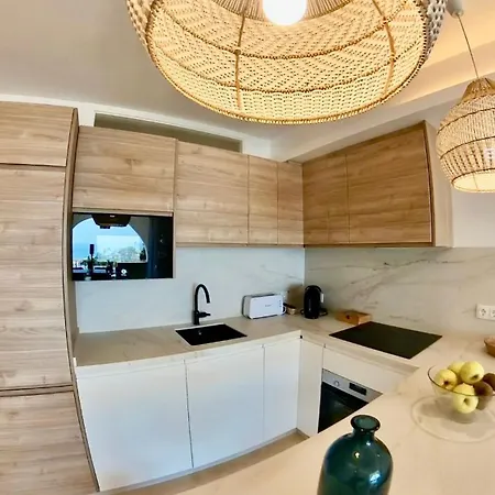Seaside Golf Haven In Cabopino Марбелья